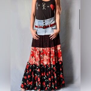 Ivana Ruzzo Art to Wear Re-engineered Mixed Media 
Maxi Skirt size Medium